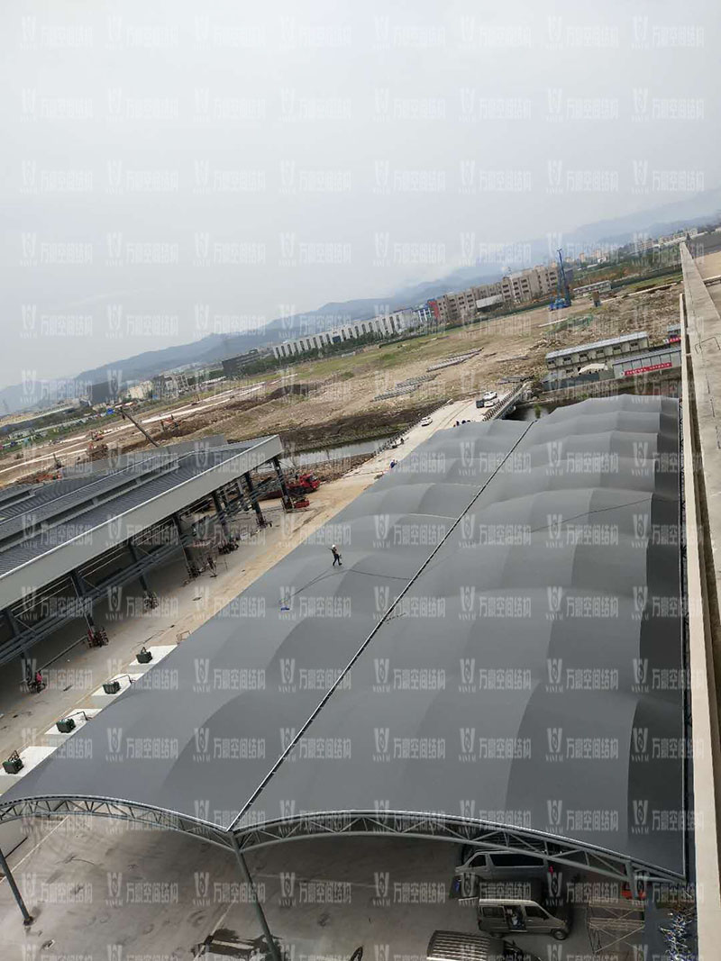 張拉膜結(jié)構(gòu)工程施工需要注意哪些事項?如何提高張拉膜結(jié)構(gòu)工程質(zhì)量? 張拉膜結(jié)構(gòu)工程施工需要注意哪些事項?如何提高張拉膜結(jié)構(gòu)工程質(zhì)量?