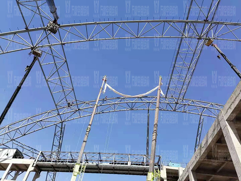 內(nèi)蒙能源長城五礦選煤廠鋼骨架膜棚建設(shè)項目進(jìn)入膜結(jié)構(gòu)安裝階段 內(nèi)蒙能源長城五礦選煤廠鋼骨架膜棚建設(shè)項目進(jìn)入膜結(jié)構(gòu)安裝階段