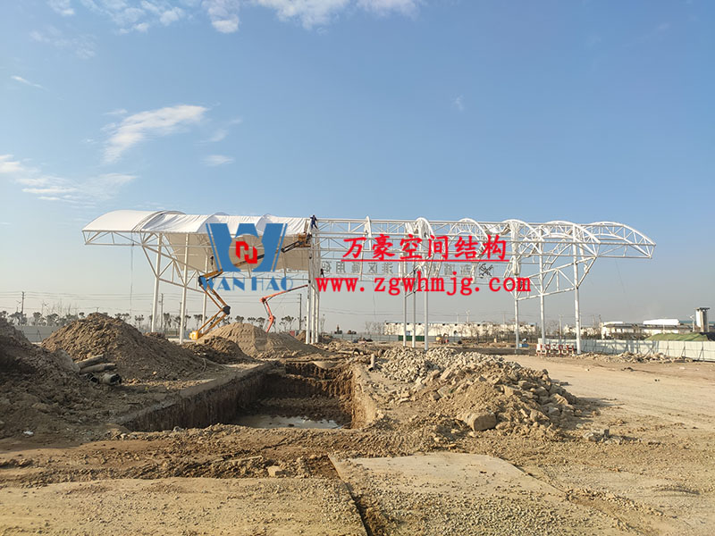 射陽港港區(qū)國家一類開放口岸一關(guān)兩檢查驗設施項目膜結(jié)構(gòu)安裝中 射陽港港區(qū)國家一類開放口岸一關(guān)兩檢查驗設施項目膜結(jié)構(gòu)安裝中