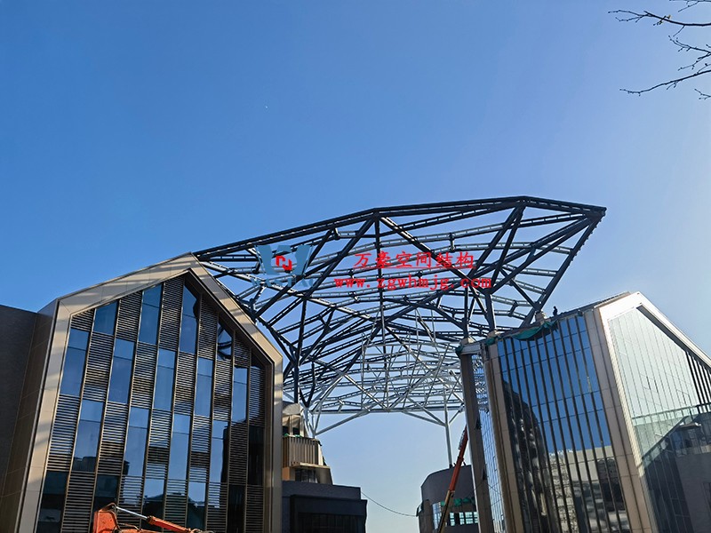 空間鋼結(jié)構(gòu)施工要點(diǎn) 空間鋼結(jié)構(gòu)施工要點(diǎn)