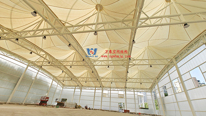 溫州惠民路西側(cè)綠地球場鋼膜結(jié)構(gòu)工程完工 溫州惠民路西側(cè)綠地球場鋼膜結(jié)構(gòu)工程完工