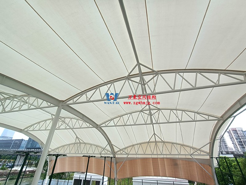 封閉式ptfe膜結(jié)構(gòu)籃球館來了 封閉式ptfe膜結(jié)構(gòu)籃球館來了