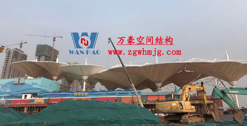 山東聊城萬(wàn)達(dá)小鎮(zhèn)七彩祥云索膜結(jié)構(gòu)項(xiàng)目 山東聊城萬(wàn)達(dá)小鎮(zhèn)七彩祥云索膜結(jié)構(gòu)項(xiàng)目