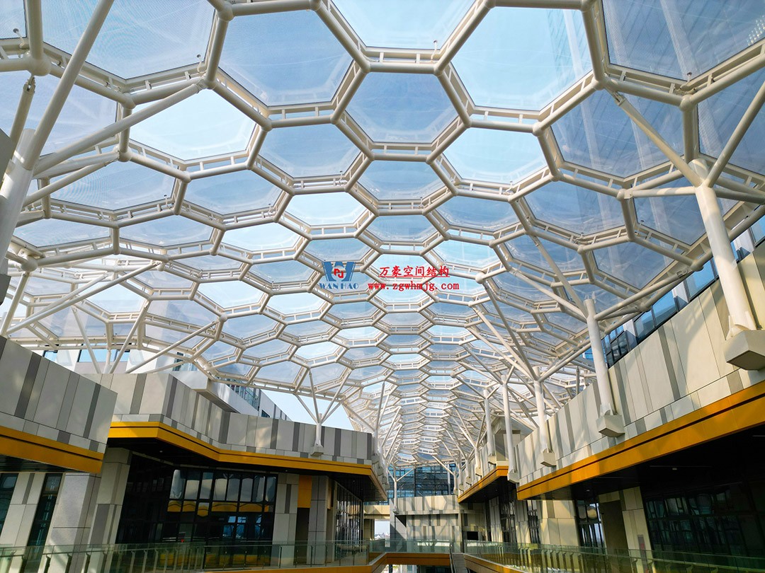 已完工，這個(gè)ETFE氣枕商業(yè)天幕閃亮登場！