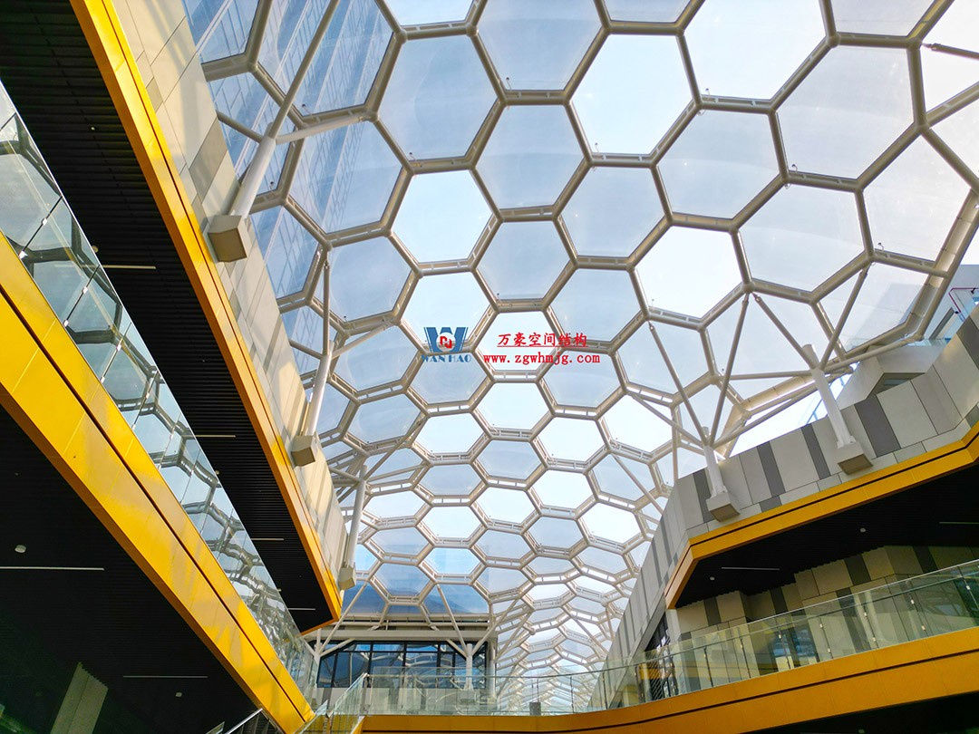 已完工，這個(gè)ETFE氣枕商業(yè)天幕閃亮登場！