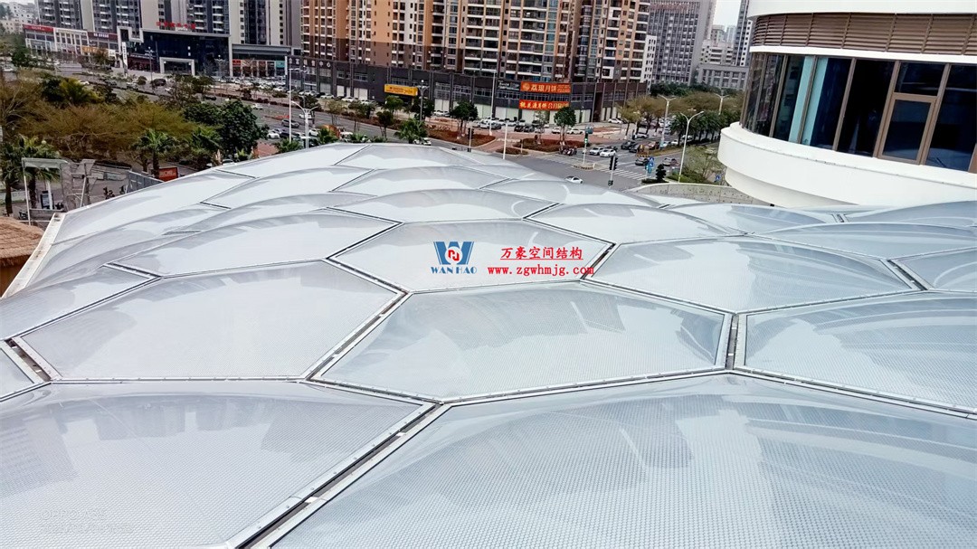 茂名總匯天街ETFE氣枕商業(yè)天幕,打造光影藝術“場景” 茂名總匯天街ETFE氣枕商業(yè)天幕,打造光影藝術“場景”
