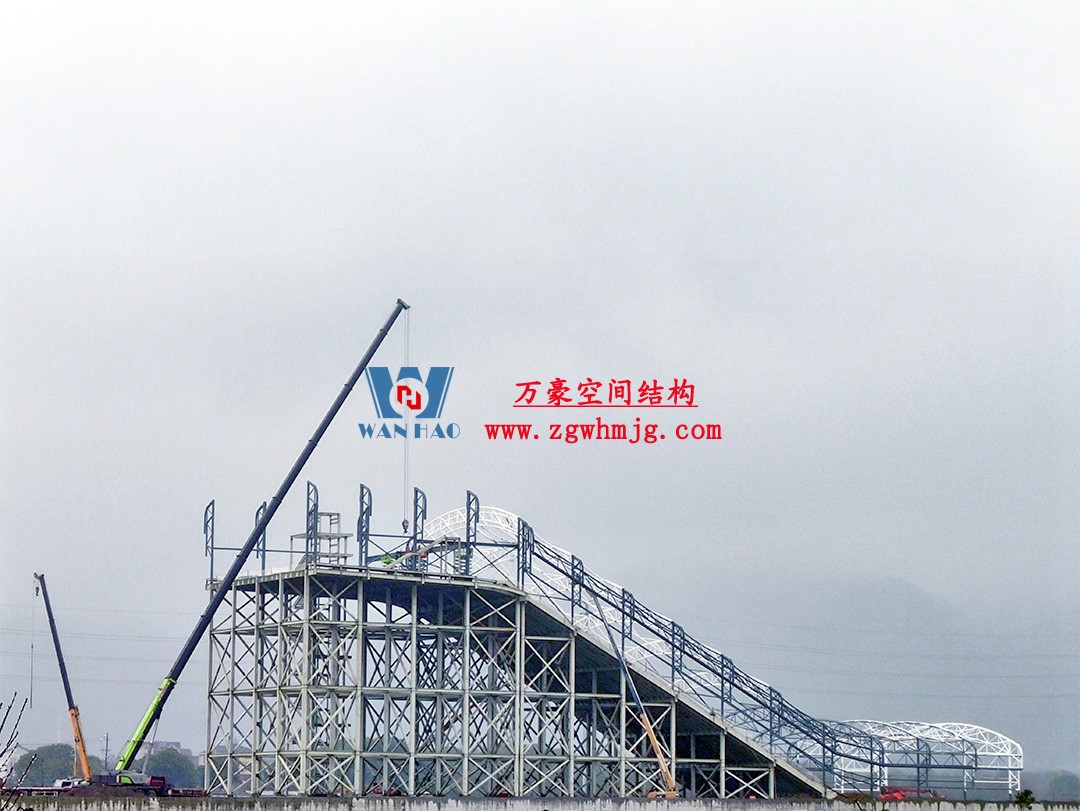 比亞迪紹興嵊州賽車(chē)場(chǎng)干拔沙坡觀景平臺(tái)鋼結(jié)構(gòu)項(xiàng)目 比亞迪紹興嵊州賽車(chē)場(chǎng)干拔沙坡觀景平臺(tái)鋼結(jié)構(gòu)項(xiàng)目