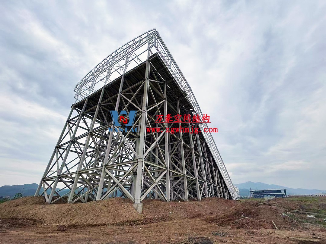 比亞迪紹興嵊州賽車(chē)場(chǎng)干拔沙坡觀景平臺(tái)鋼結(jié)構(gòu)項(xiàng)目 比亞迪紹興嵊州賽車(chē)場(chǎng)干拔沙坡觀景平臺(tái)鋼結(jié)構(gòu)項(xiàng)目