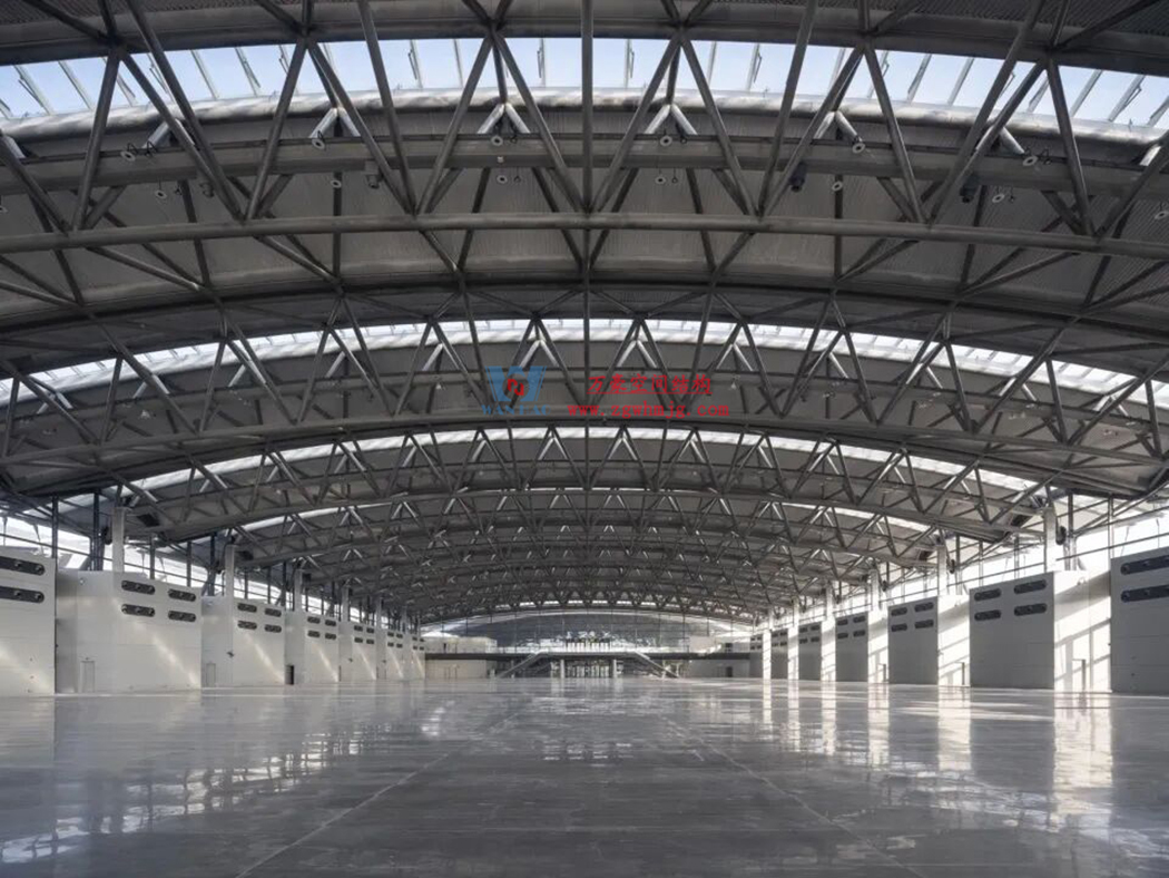 中原會展二期竣工！浙江萬豪集團助力打造城市巨型天幕