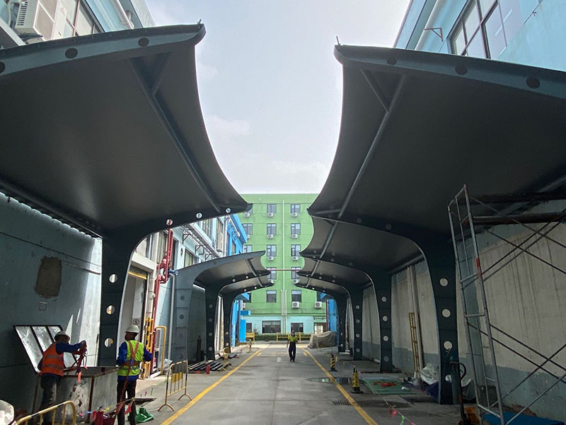 膜結構的車棚有什么特點？為什么膜結構的車棚如此受歡迎？